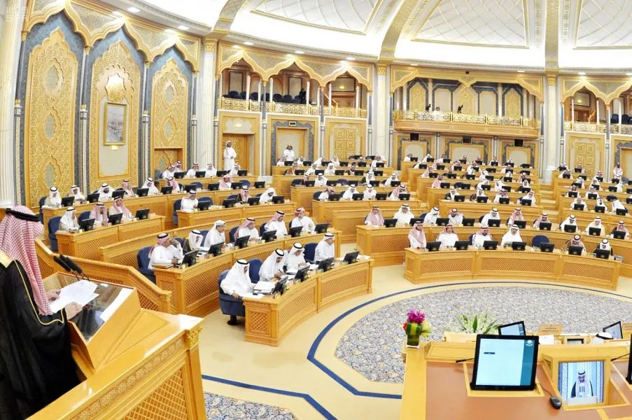 إنشاء هاتف مجاني في "الإفتاء" للفتوى.. ودراسة استخدام مواقع التواصل كمنصة للإفتاء “الشورى” يقر توصية احتساب خدمة سنوات البند 105 للمعلمين والمعلمات