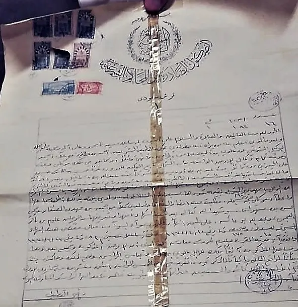 سكان القطيف يتذكّرون اصطلاح "القص" بعد 4 عقود على اختفائه نزع الملكيات يستخرج “الصكوك العتيقة” من صناديق “التجوري” المحصّنة…!