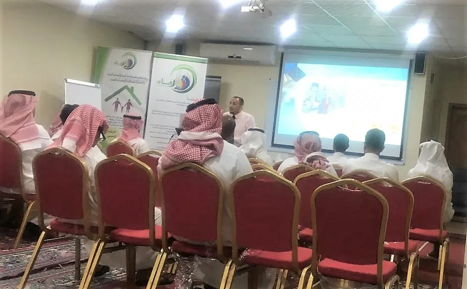 الاختصاصي جلال عبدالناصر يُثير أسئلة الرقابة الأسرية في قضية المخدرات إبرة واحدة فقط.. دمّرت حياة خرّيج.. بالإيدز.. والهيروين
