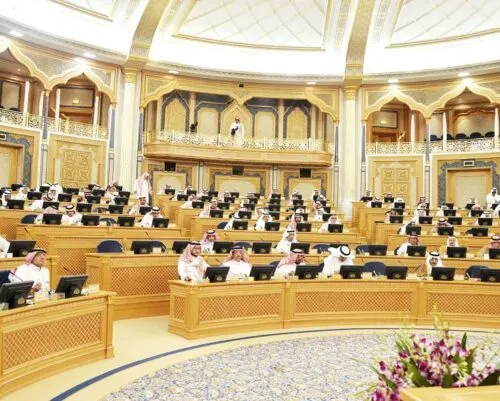 إنشاء مركز لأعمال المقاصة ولجنة للرقابة على أعمال المراجعين الخارجيين “الشورى” يطالب “التنمية العقارية” بتقديم قروض ملائمة للأسر الشابة وتخفيض أعباء المقترضين