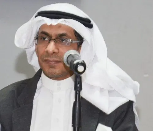 بعد 35 سنة من الشعر.. العبّادي يُطلق سراح مجموعته الأولى