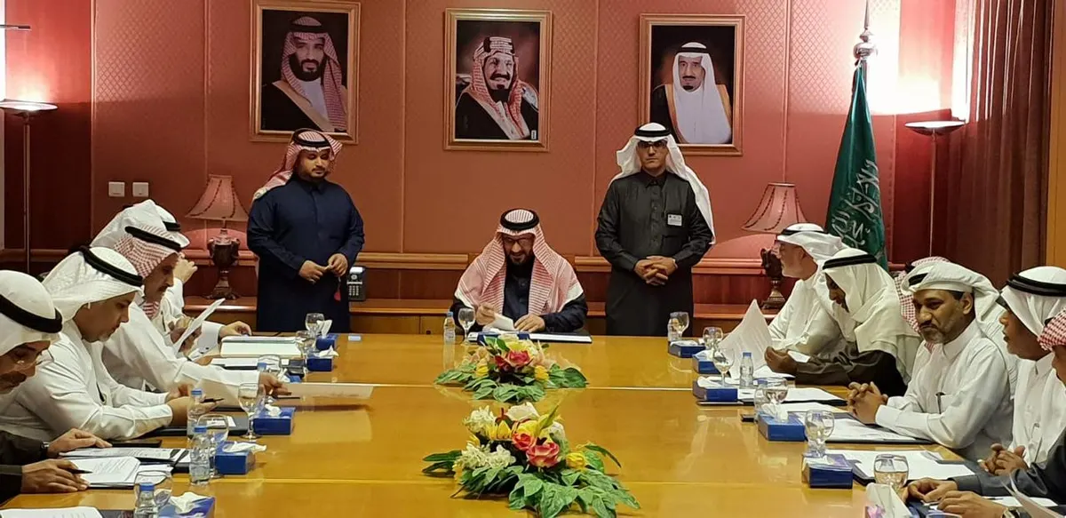 14 مطلباً قدّمها أهالي الجارودية لمسؤولي القطيف أمام المحافظ الصفيان