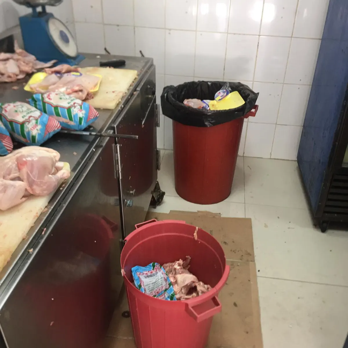 395 جولة تُغلق 12 محلاً مخالفاً في صفوى خلال 3 أشهر