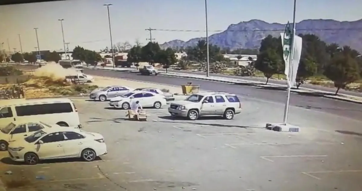 الإيقاع بسائق بعد 11 يوماً من هروبه من حادث انقلاب “هايلكس”