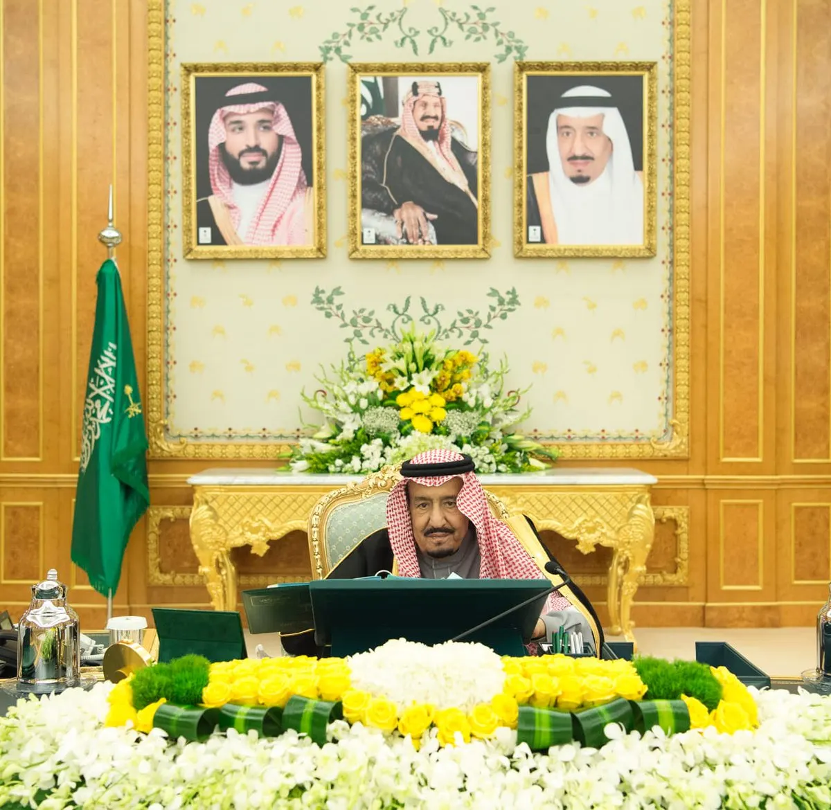 رحب بالبيان الختامي لـ" إعلان الرياض".. وبارك وضع حجر الأساس لمشروع "سبارك" “مجلس الوزراء” يوافق على النظام البحري التجاري