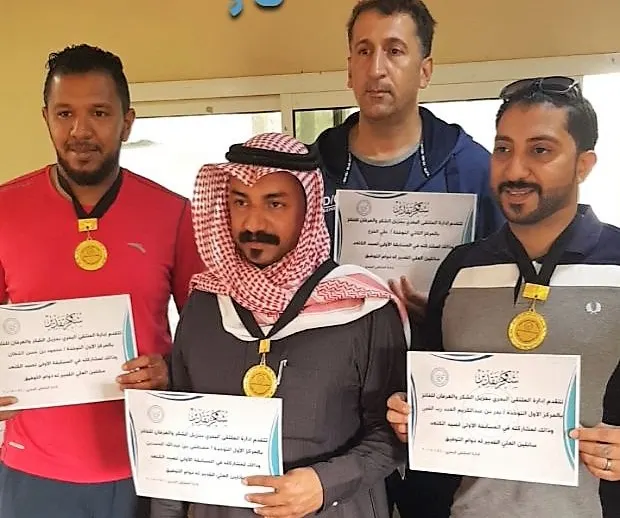 “درزن كنعد” يمنح “سبع القنطرة” جائزة “الملتقى البحري” في القطيف