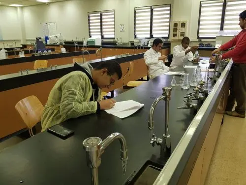 القطيف: آل مهنا والبحراني يختتمان تدريب جامعة الملك سعود تحضيرا لأولمبياد بوتسوانا