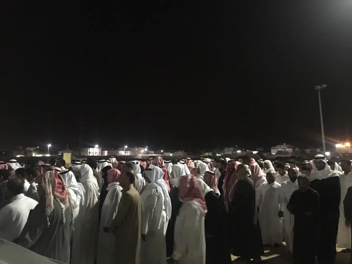 [صور] الشعبة تودّع أسرة الخلف في 4 جنازات متتالية