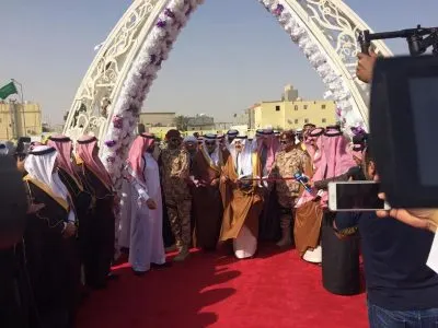 [الآن] أمير الشرقية يفتح صفحة جديدة ويُطلق مشروع تطوير وسط العوامية