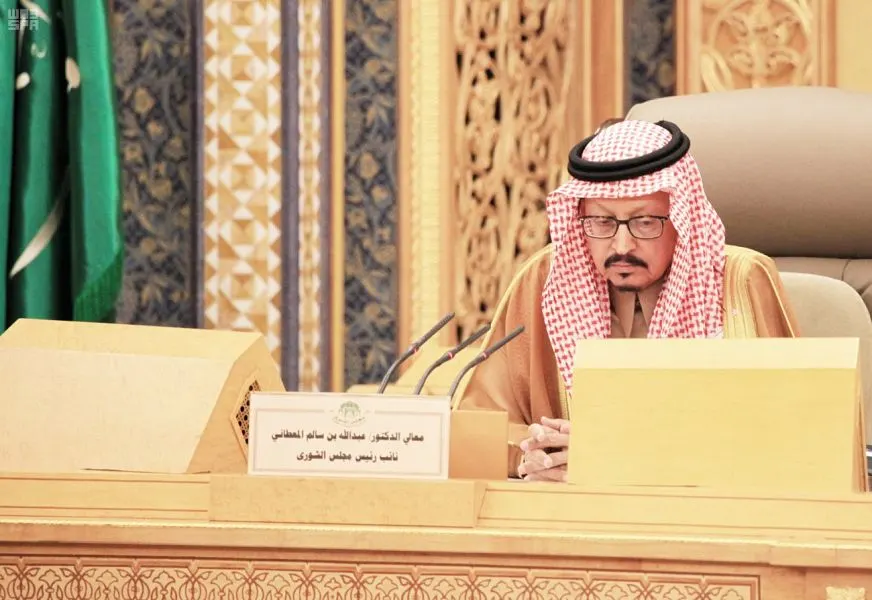 “الشورى” يطالب باحتساب خدمة معلمي محو الأمية المثبتين بوظائف رسمية