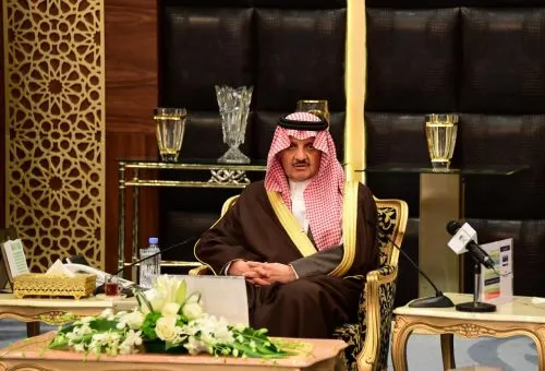 أبلغوا تحياتي إلى أخواتي وبناتي سيدات العوامية [الاثنينية] الأمير سعود لأهالي العوامية: إن كنتم سعداء مرة؛ فأنا سعيد ألف مرة