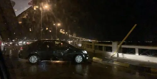 [صور] صُدفة عادلة تجمع حادثين لرجلين وامرأتين في شارع واحد