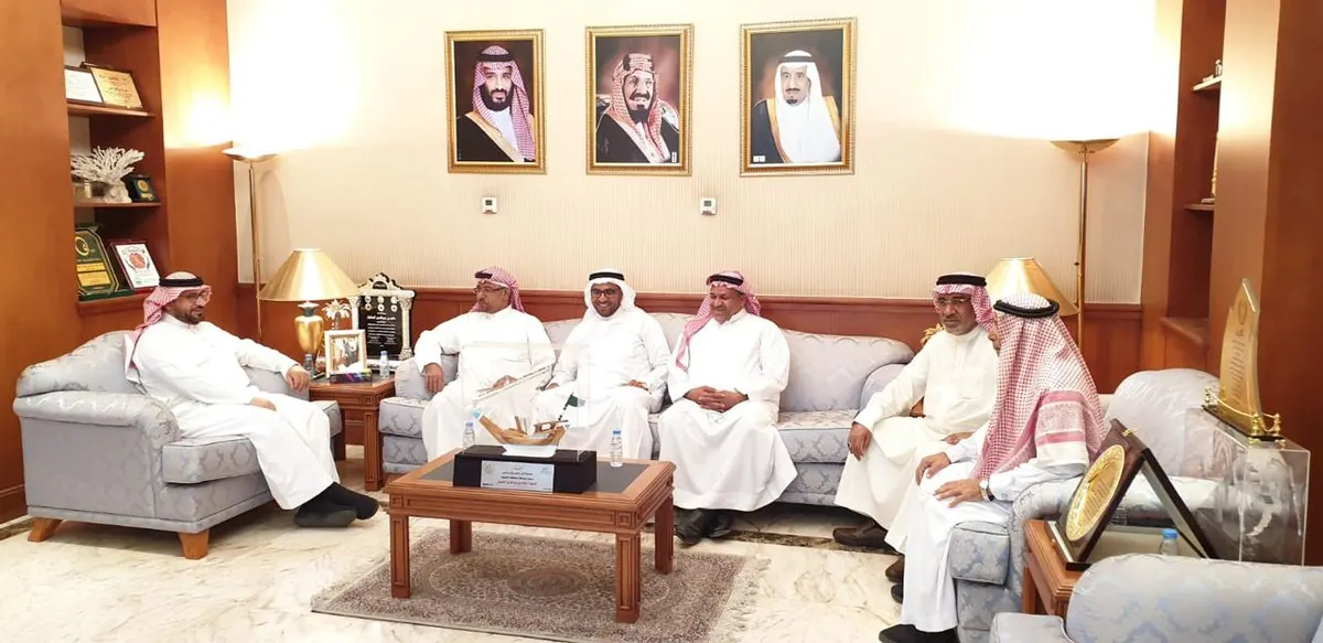 الصفيان يطّلع على مشاريع وأنشطة “بر سنابس”