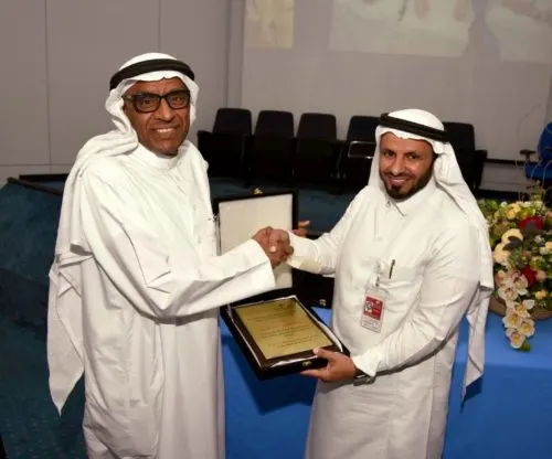 البروفسور المعيلو يترجل عن الصرح الأكاديمي