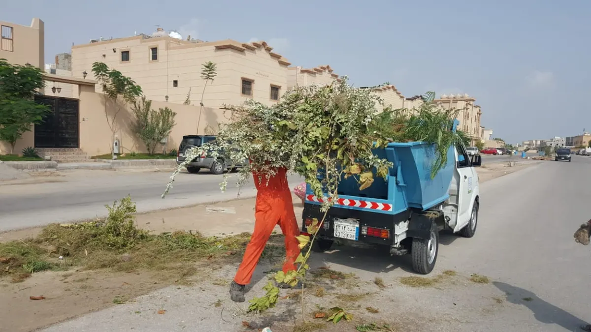 بلدية تاروت تراقب 3 محلّات غذائية في اليوم الواحد