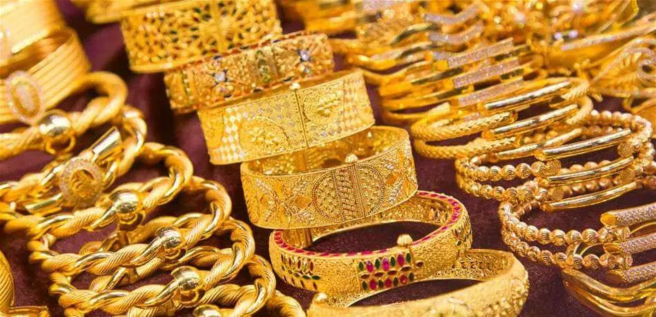 مرة أخرى.. أسعار الذهب تتراجع