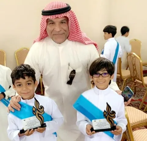 هادي رسول يكرّم المعلم “أبو السعود” على طريقة أحمد شوقي