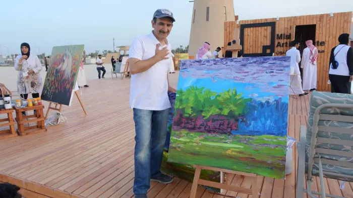 [فيديو] منير الحجي: بيئة القطيف الريفية ألهمتني “التأثيرية”