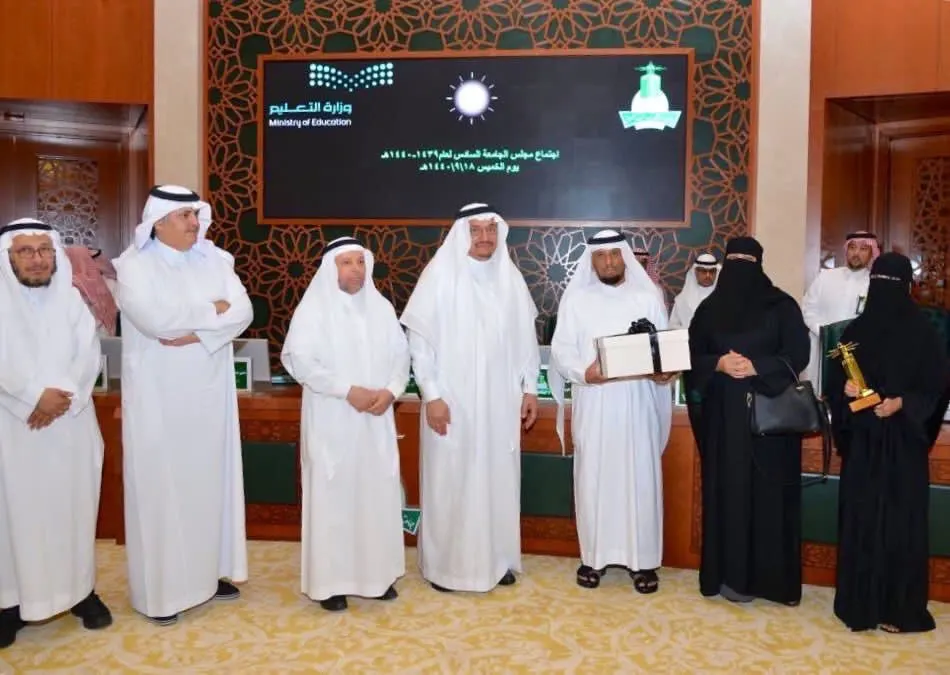 جامعة الملك عبدالعزيز تمنح “الماجستير” لطالبة توفيت قبل مناقشة الرسالة