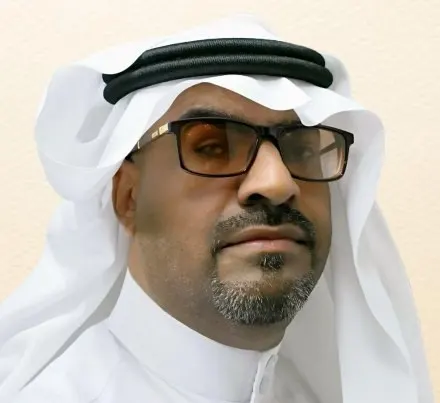 [شعر] أمجد المحسن: مقامُ الخضِر، وقراءة فال تاروت