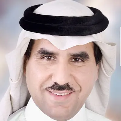 آل إبراهيم يغادر المستشفى الجامعي ويستقبل عُوّادَه في منزله