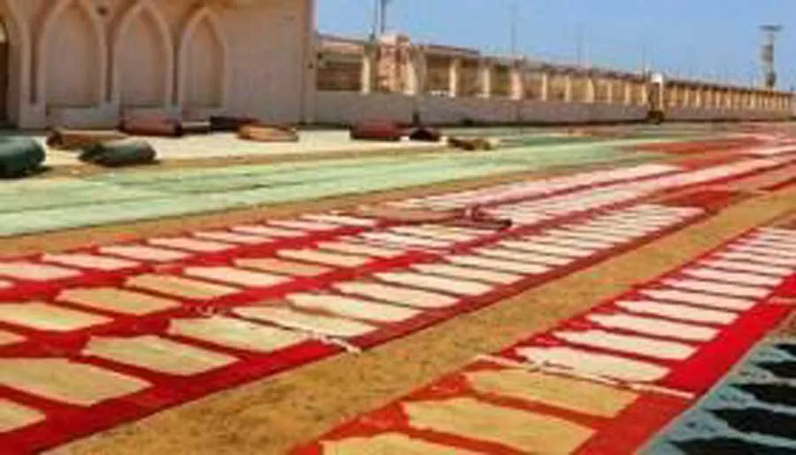 تجهيز 20 مصلى وجامعاً لأداء صلاة عيد الفطر في القطيف