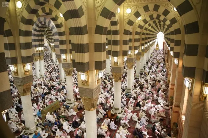 إصدار 7.4 ملايين تأشيرة “عمرة” حتى 18 رمضان