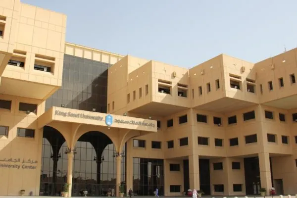 التسجيل بدأ.. برنامج لتطوير اللغة الإنجليزية للمعلمين والمعلمات