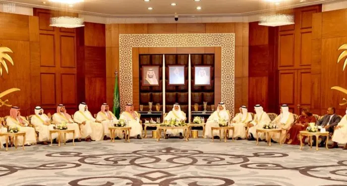 أمير الشرقية ونائبه يستقبلان المهنئين بعيد الفطر