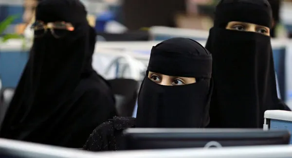 هيمنة الرجال ذهبت مع التاريخ .. سيدات الأعمال يحصلن على 818 ألف سجل تجاري