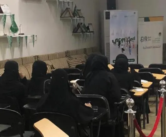 أجور موظفي القطاع الخاص وإجازاتهم ومكافأة نهاية الخدمة في لجنة سنابس