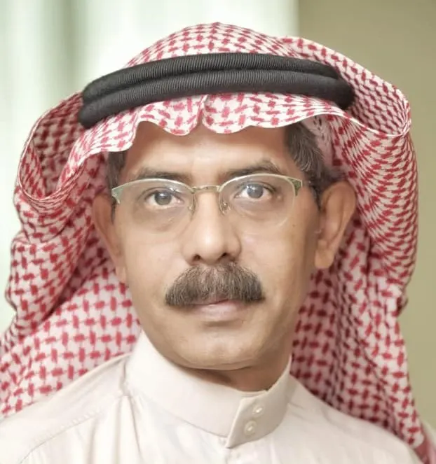 لابس عمامة يبيع الباذنجان في الشارع