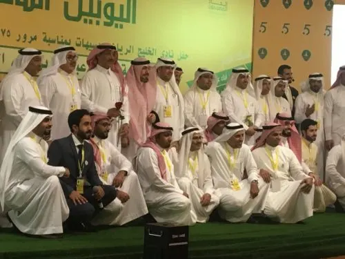شوقي المطرود: أنا لا أجامل.. محمد الشيخ: هذه هي سيهات.. المزعل: وضعنا استثناءات سيهات تُكرّم رُوّاد “الخليج”.. وبعض الأسماء سقطت “سهواً”.. لا “عمداً”