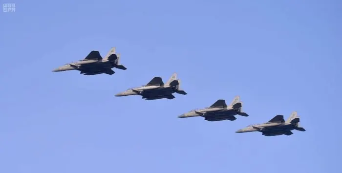الطائرات السعودية تحتفي بيوم الوطن في الخبر