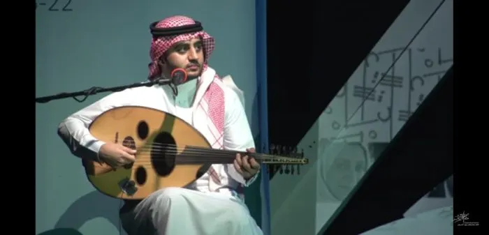 عماد عبدالباقي.. عازف عالمي بدأ في “صفوى”.. ووصل إلى الأمم المتحدة