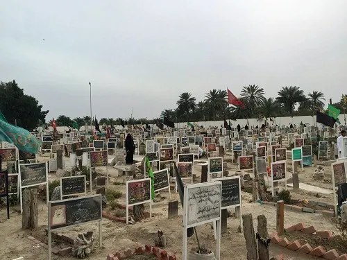 حملة لتنظيف مقبرة ومُغتسل جزيرة تاروت الجمعة والسبت