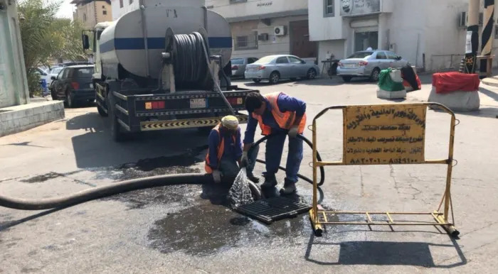 بلدية القطيف تستعد للأمطار بـ55 مضخة و50 مراقباً و40 صهريجاً