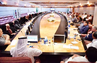 ضريبة القيمة المضافة مفروضة على كلّ منشأة تصل إيراداتها إلى 100 ألف دولار