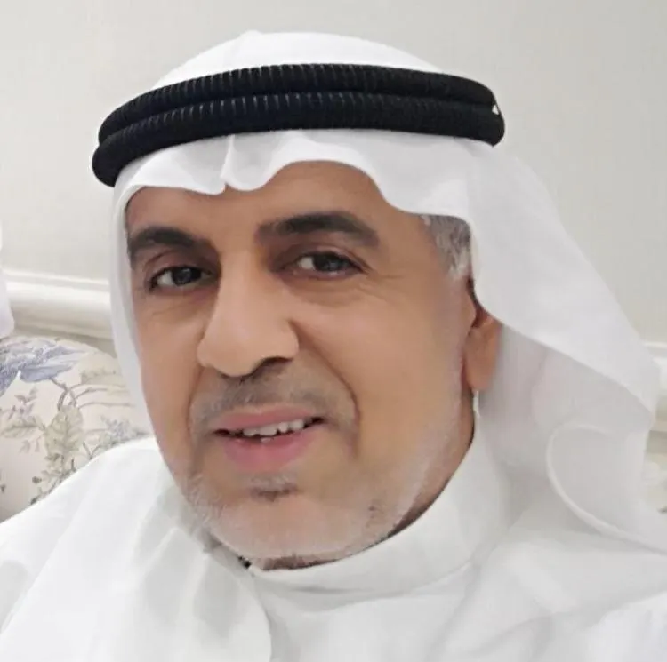 وعكة صحية حوّلت آل إسماعيل إلى تاجر عسل من أرض السنديان