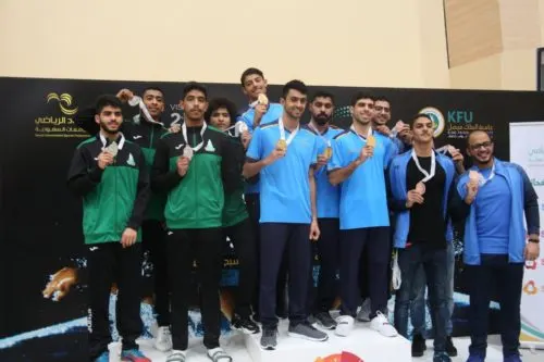 حتى على مستوى الجامعات.. سبّاحو صفوى لا يقبلون بأقل من الصدارة