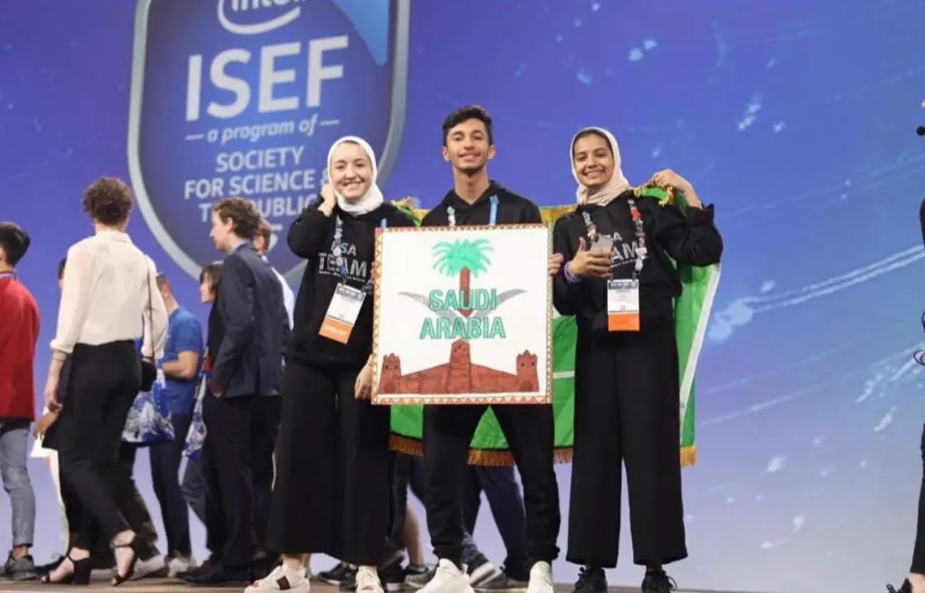 بعد المركز الـ 4 عالمياً.. السنان يقدّم ابتكاره البيئي في مهرجان العلوم