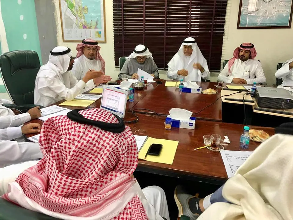 بلدي القطيف يعيد تشكيل لجانه.. ويخصص واحدة للتنمية السياحية