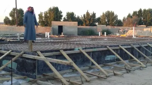 “تنمية أم الساهك” و “مأوى” تستأنفان مشروع بناء المنازل الآيلة للسقوط