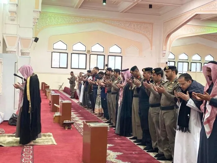 محافظ القطيف ورؤساء المراكز يؤدون صلاة الاستسقاء