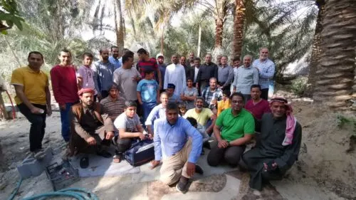 فريق بحريني يستطلع تراث القطيف الزراعي وحرفها اليدوية