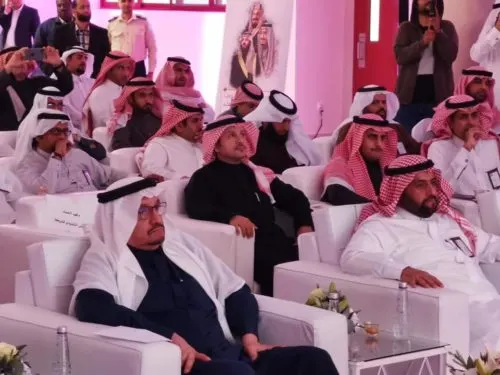 [فيديو] وزير التعليم في سيهات يُطلق 8 مشاريع تعليمية ويعتمد توسعة 32 مدرسة في الشرقية