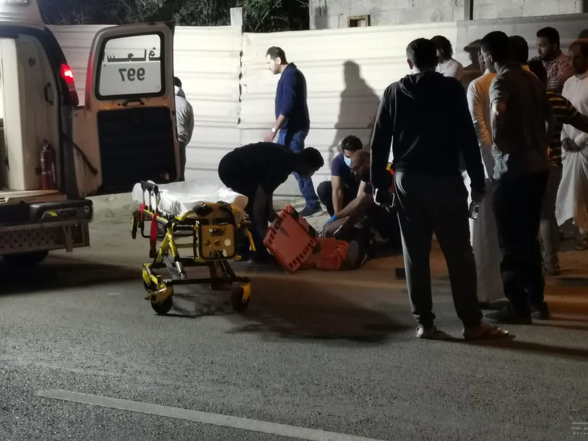 مجهول يدعس بحرينياً في طريق الخويلدية ويلوذ بالفرار