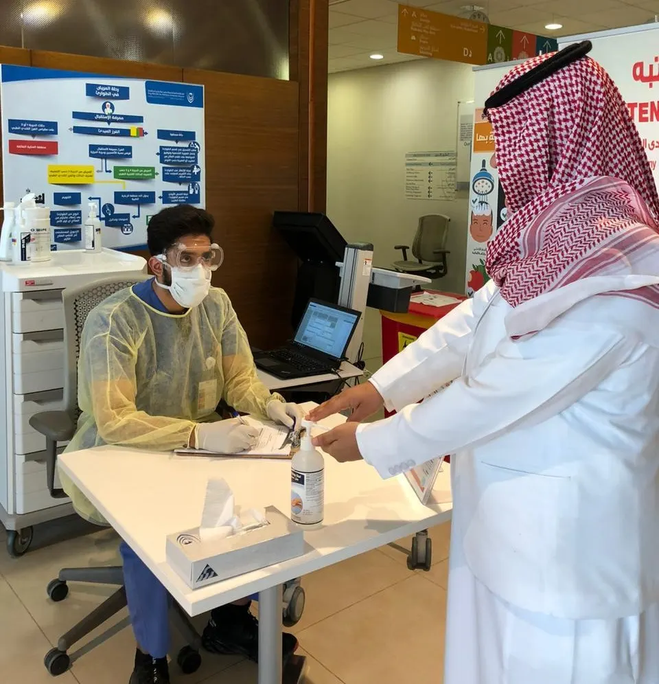 أكثر من 3200 راغب في التطوع لمواجهة “كورونا” في المنطقة الشرقية