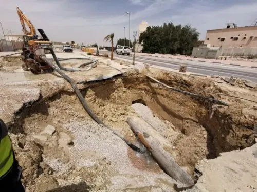 انقطاع المياه عن بعض مناطق القطيف.. وفرق الصيانة تستنفر جهودها لإنهاء المشكلة