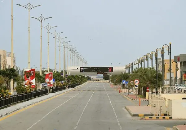في يومه الثالث.. سكان القطيف يؤكدون التزامهم التام أمر منع التجول